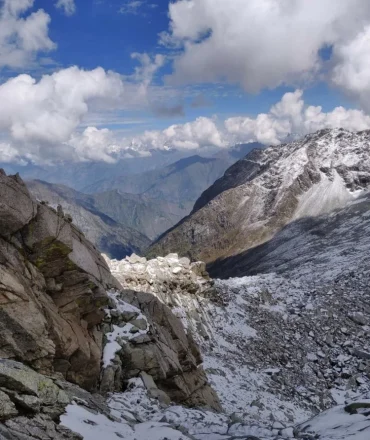 Indrahar-Pass-Trek-1